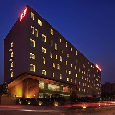 Отель Ease House Luoyang Лоян Экстерьер фото
