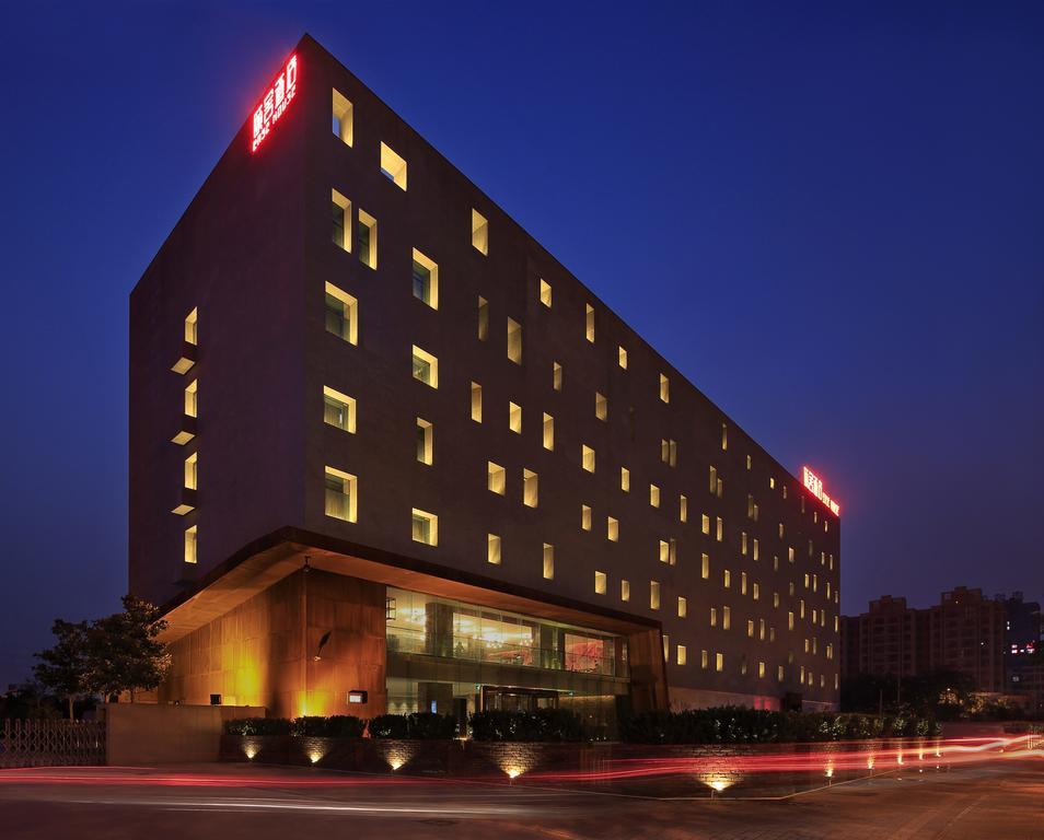 Отель Ease House Luoyang Лоян Экстерьер фото
